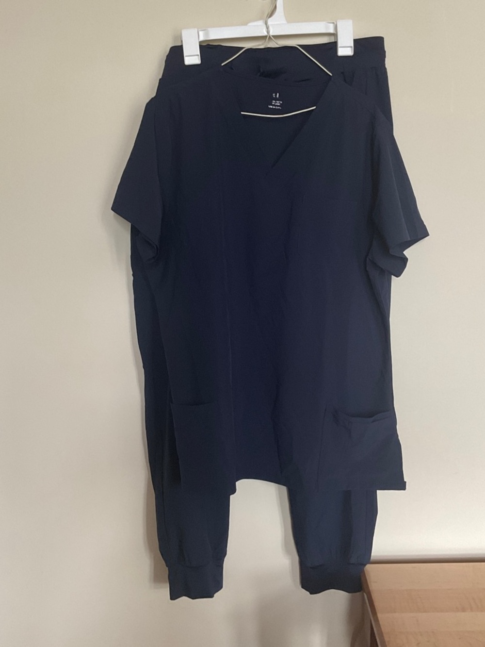 Women’s Navy V-Neck Scrub Set - Unbranded, XL